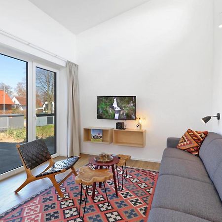 Amazing Home In Lembruch-Duemmer See With Kitchen 外观 照片