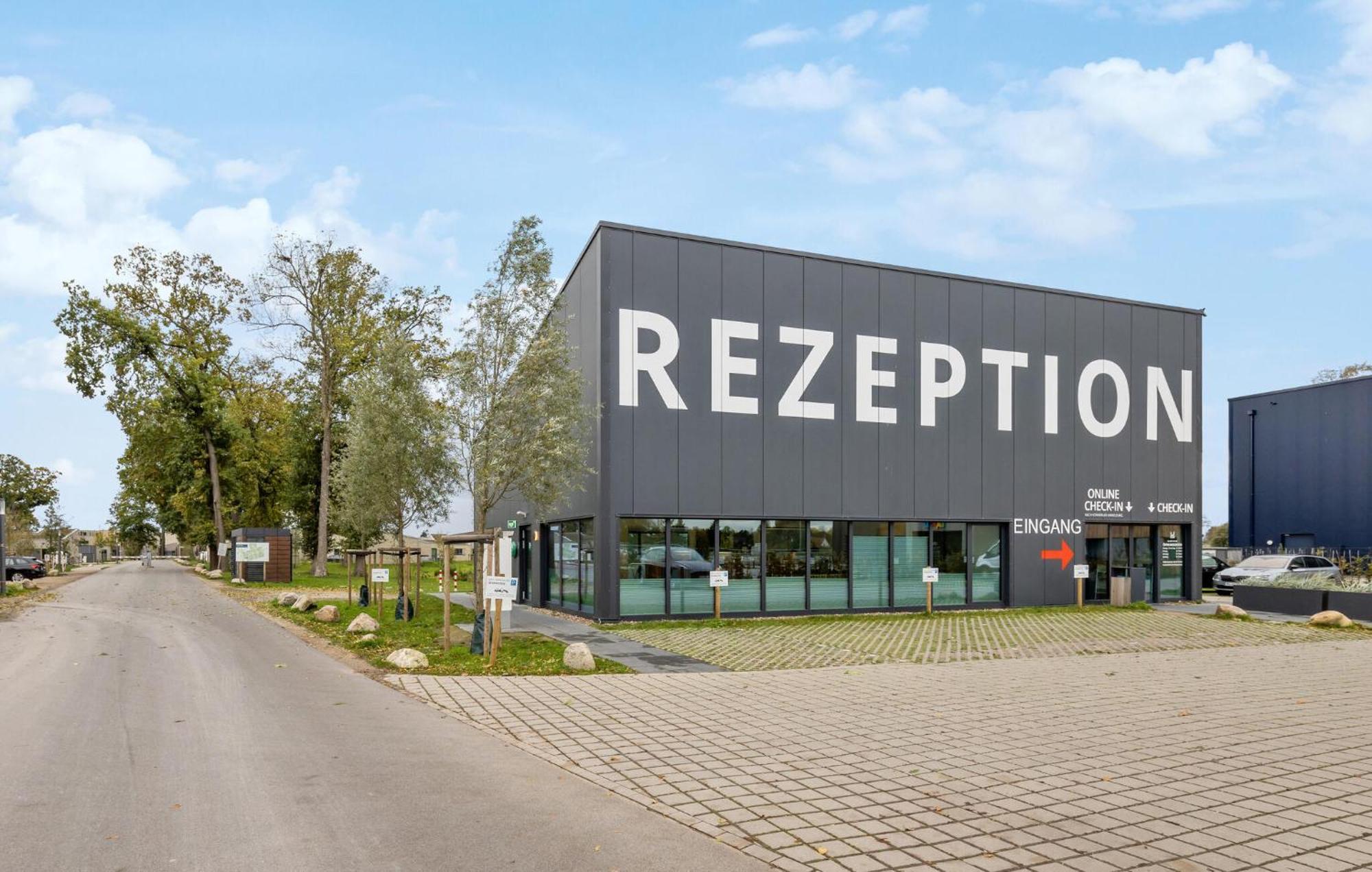Amazing Home In Lembruch-Duemmer See With Kitchen 外观 照片
